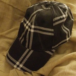 Black & white striped cap